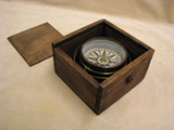 Mid 19th century Mariners gimbal mounted small boat compass in oak box